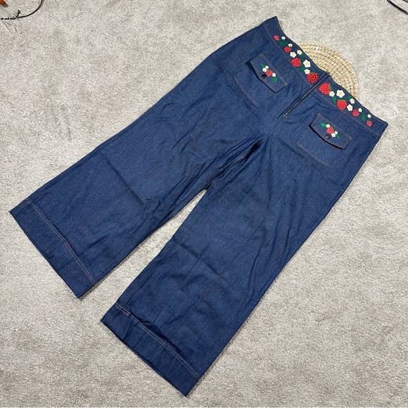 Smak Parlour Strawberry Blossom Embroidered Denim Wide Leg Pants High Rise 4X - Picture 4 of 16